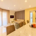 For Teleworking, Relax And Medium