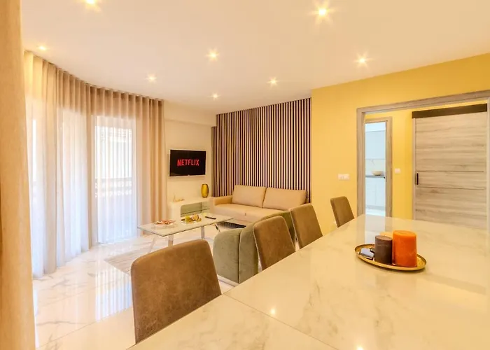 For Teleworking, Relax And Medium